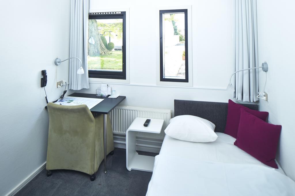 Vilvorde Kursuscenter Hotel Charlottenlund Szoba fotó